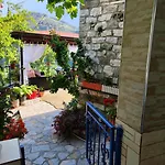 Διαμέρισμα Kurti Old Town *