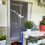 Kurti Old Town Μπεράτ