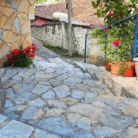 아파트 Kurti Old Town 베라트
