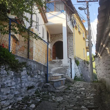 Kurti Old Town Apartment *